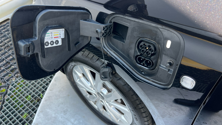 Ford Transit Connect 250 L2 Petrol 1.5 EcoBoost PHEV 150 Limited Van Auto